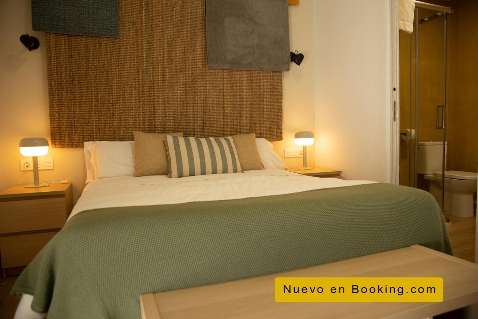 Hotel Los Alamos Boutique Пласенсія Екстер'єр фото