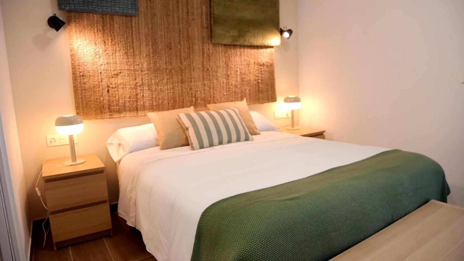 Hotel Los Alamos Boutique Пласенсія Екстер'єр фото